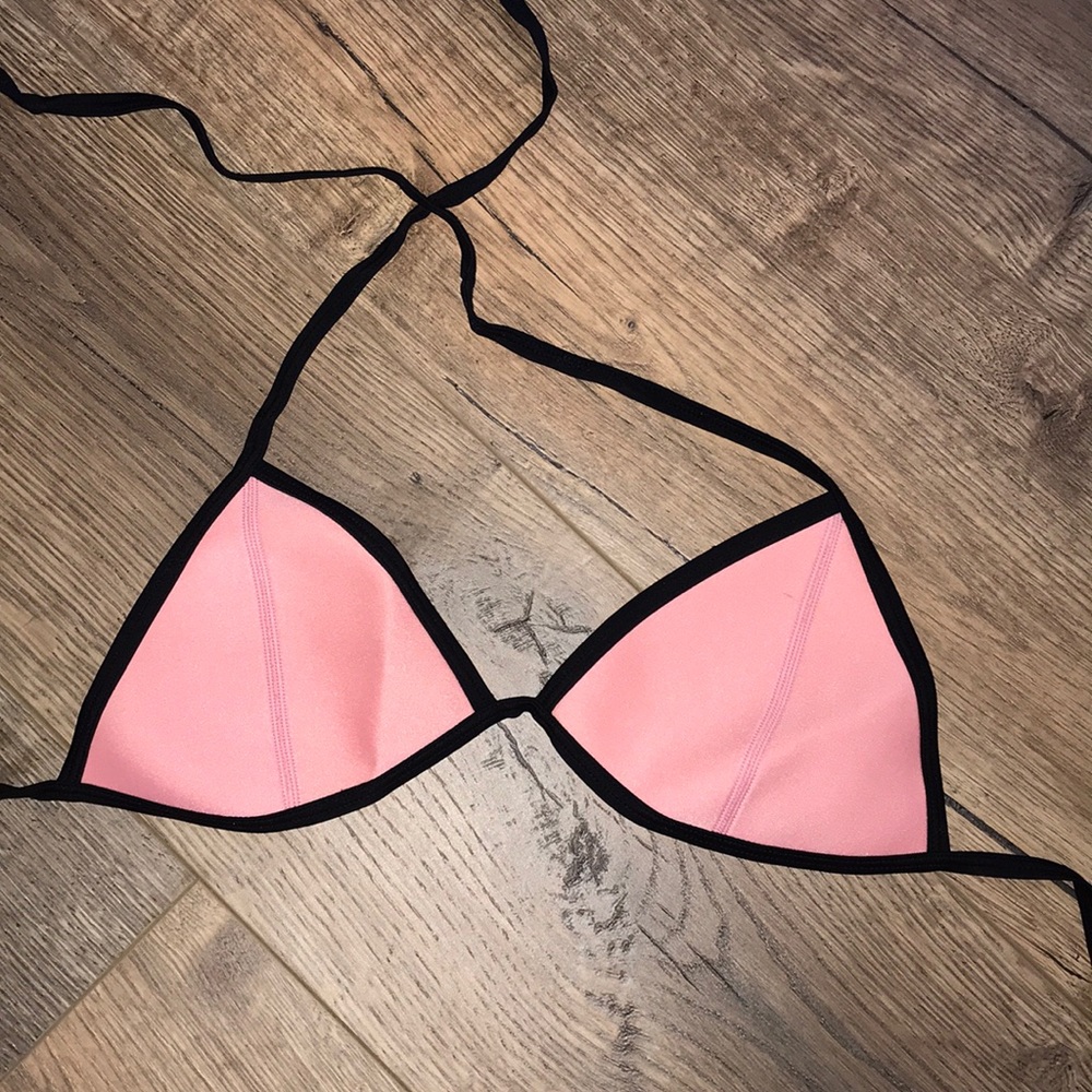 Authentic Triangl bikini top